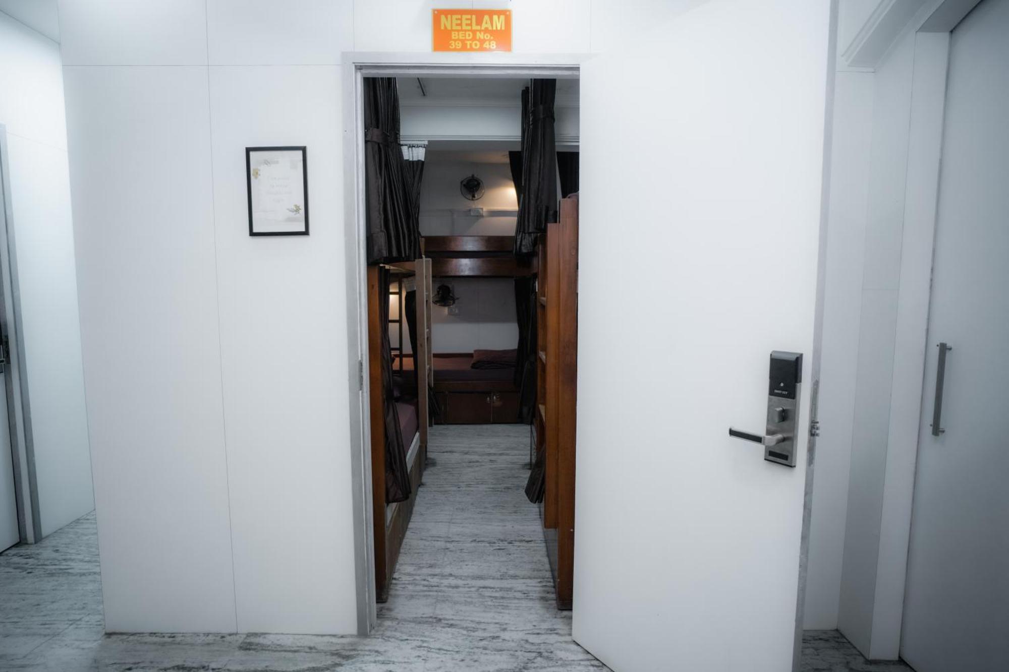 Atithi Satkaar Dormitory Varanasi Exterior foto