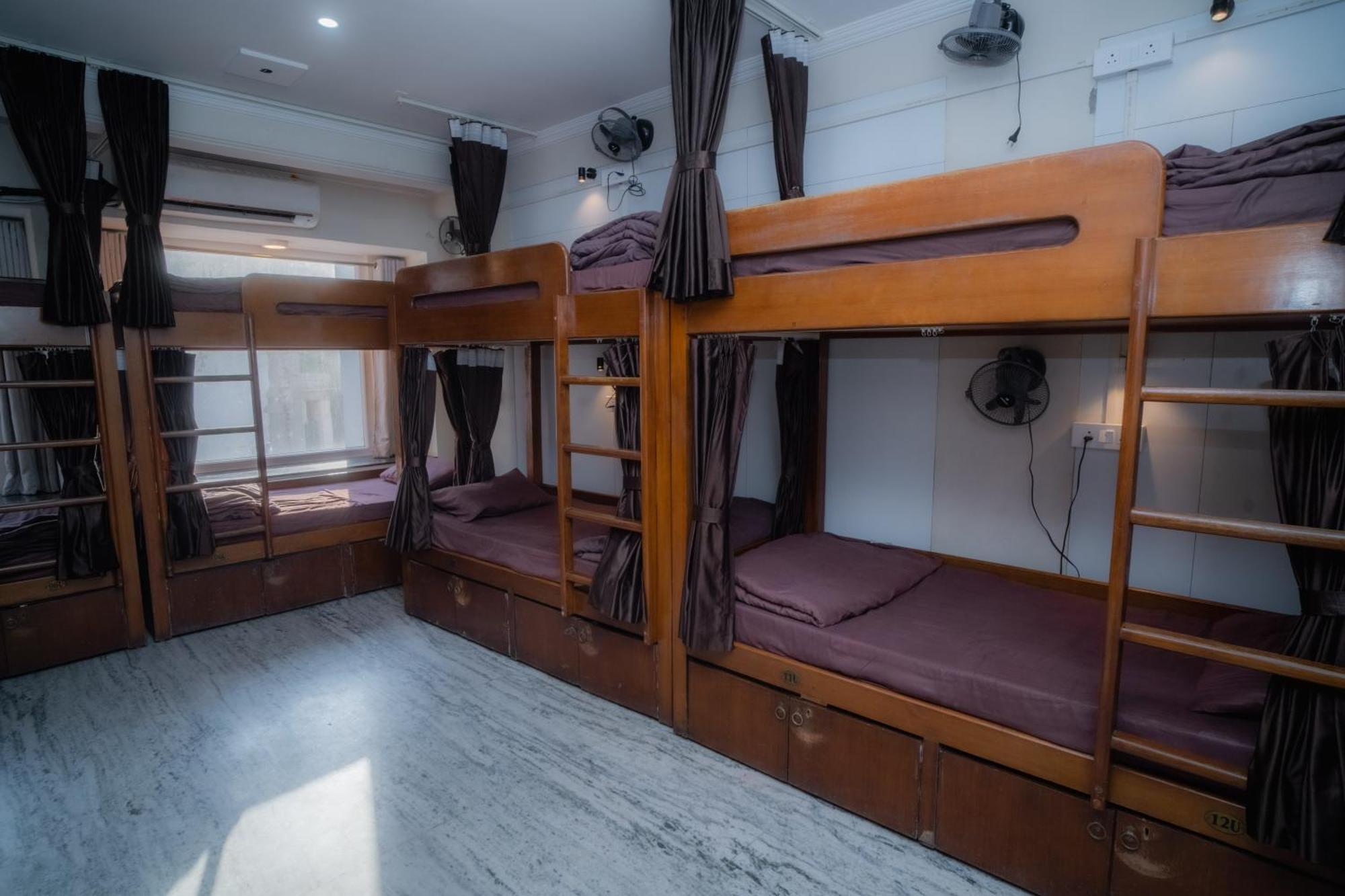 Atithi Satkaar Dormitory Varanasi Exterior foto
