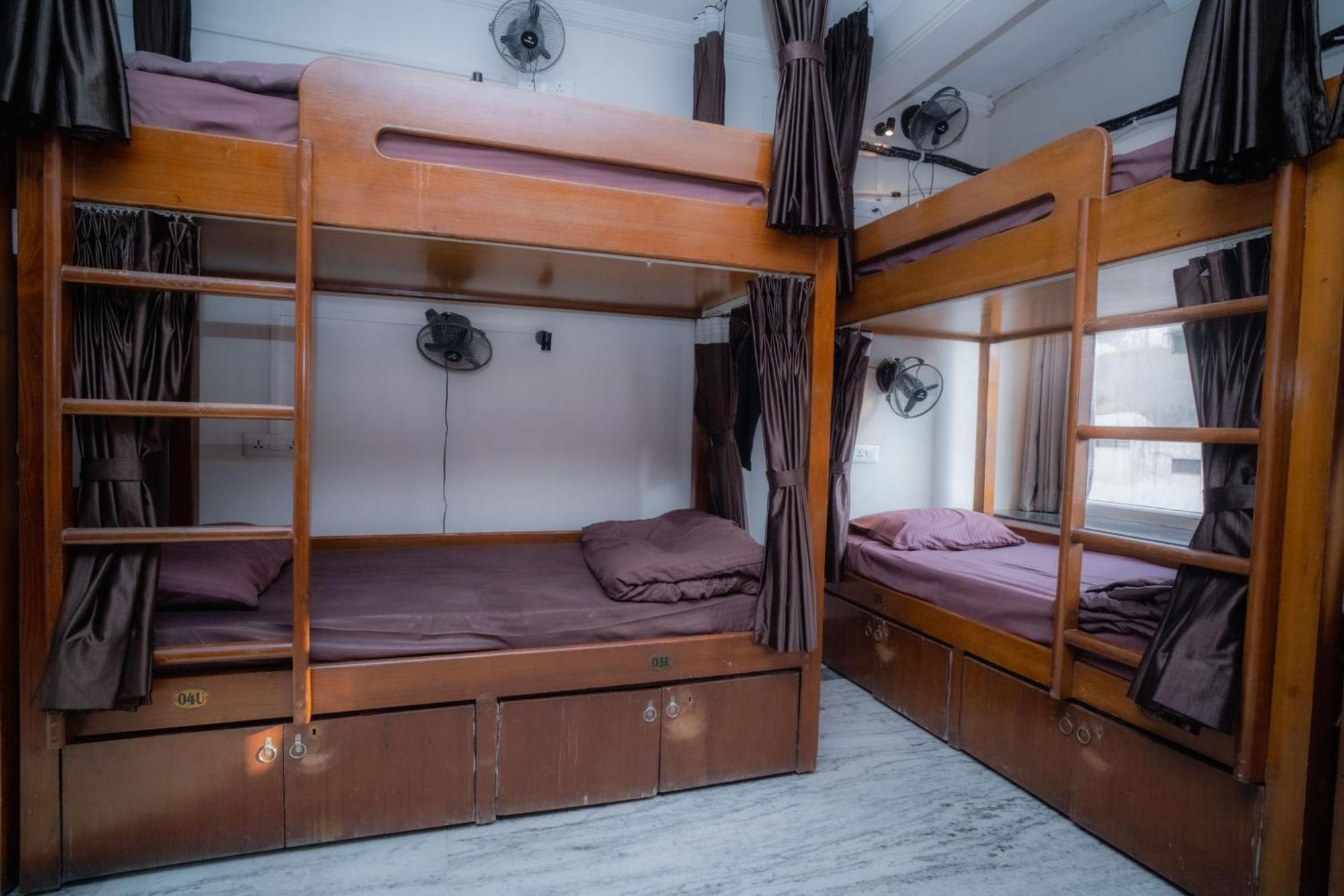 Atithi Satkaar Dormitory Varanasi Exterior foto