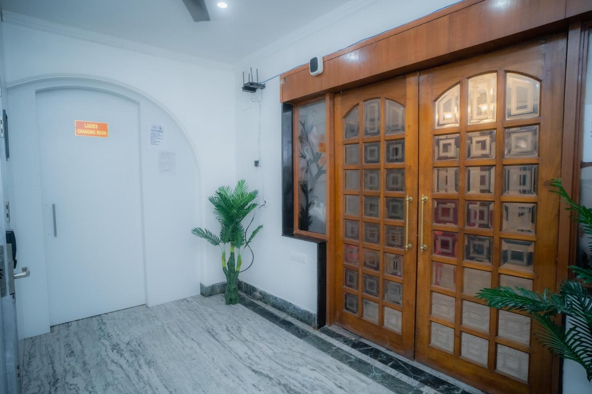 Atithi Satkaar Dormitory Varanasi Exterior foto